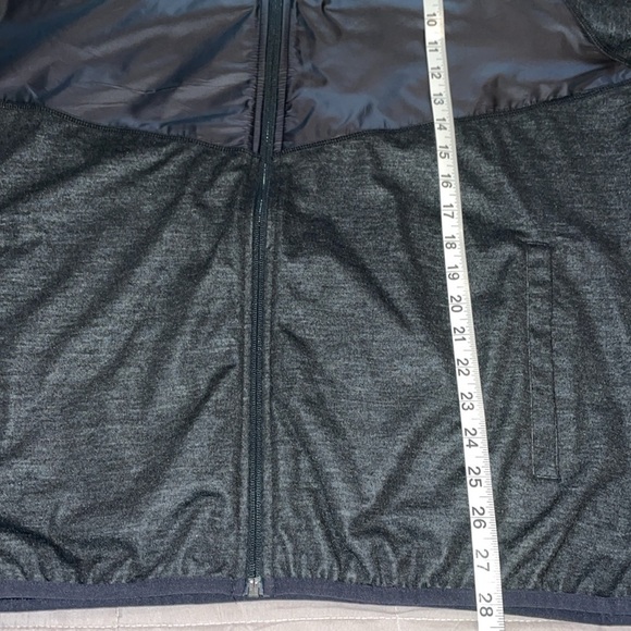 Rhône XL jacket with hood - Picture 10 of 13
